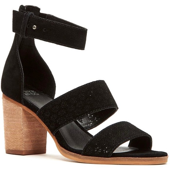 NIB Frye & Co. Bryn Ankle Strap Black Perforated Leather City Sandal Heels 8M - Picture 12 of 12